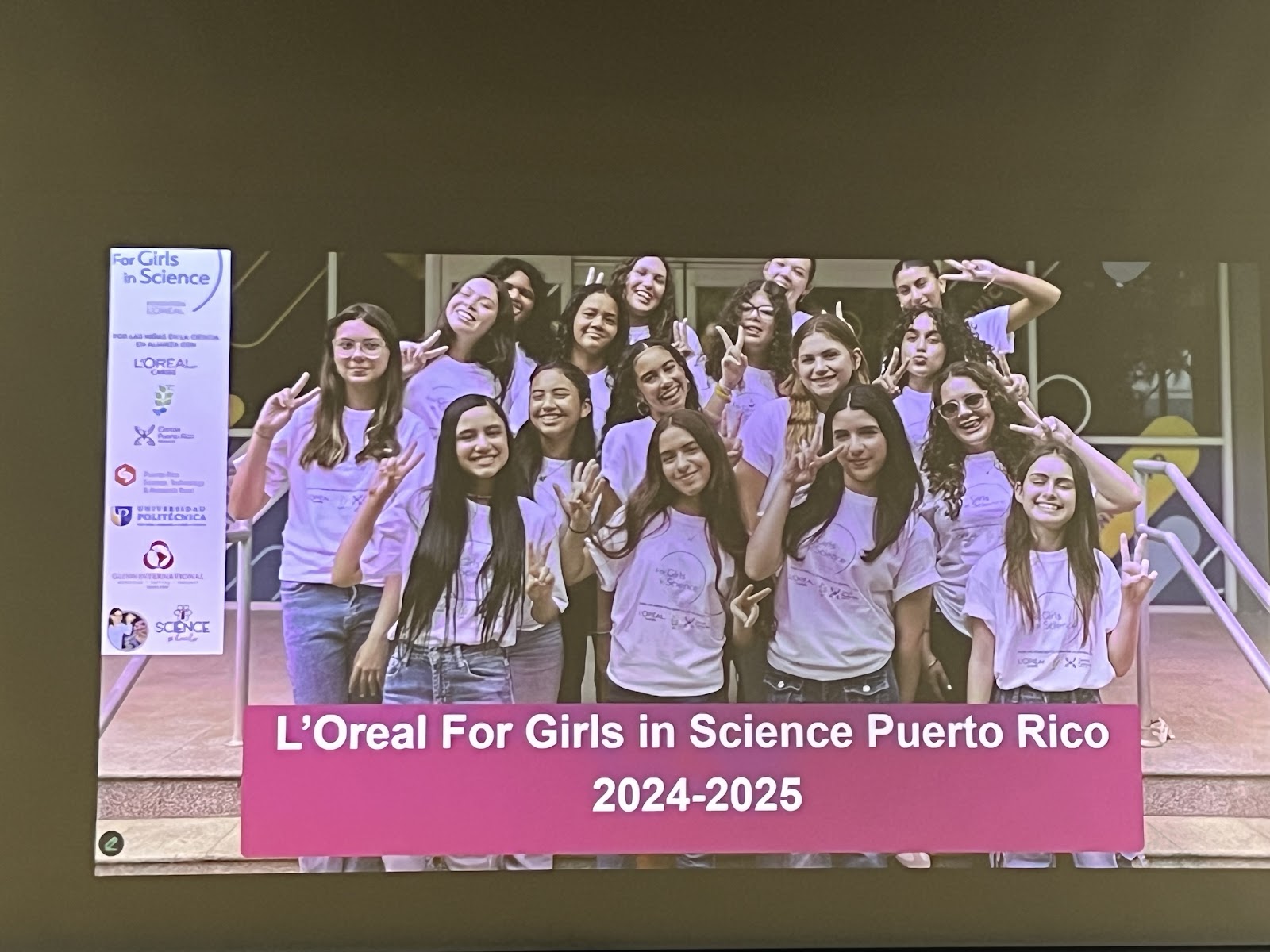 L'Oréal For Girls in Science